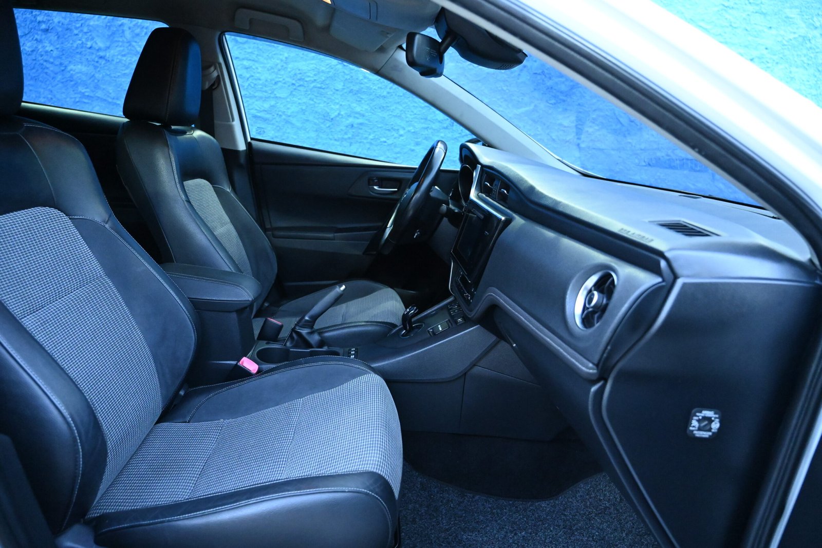 Toyota Auris 2016 HYBRID-GAS