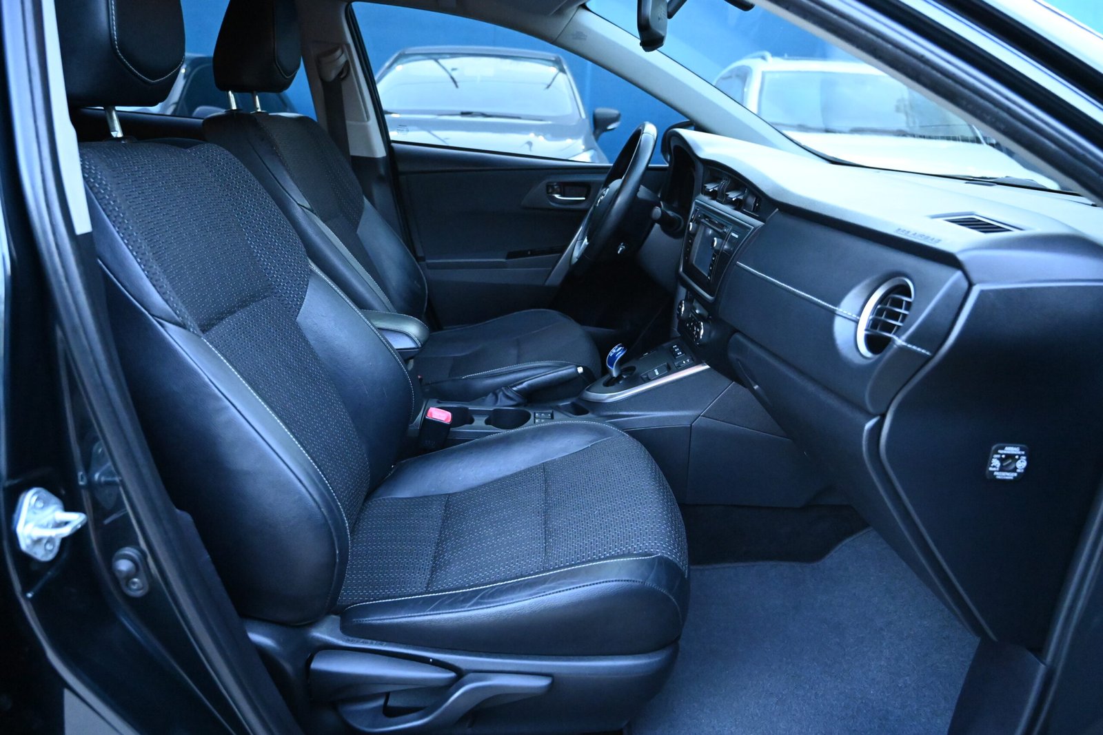 Toyota Auris 2013