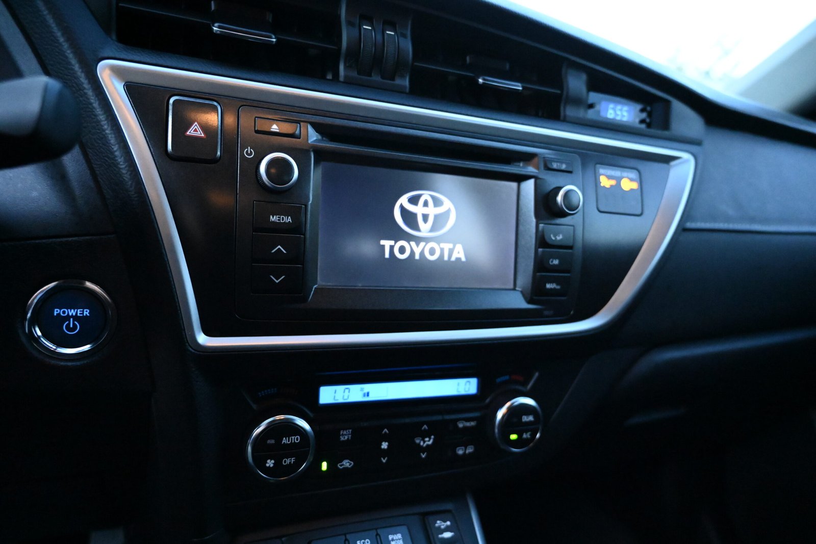 Toyota Auris 2013