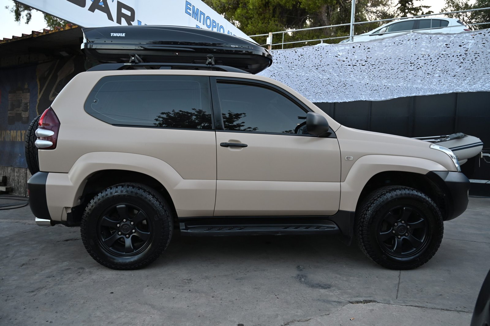 Toyota Land Cruiser 2004