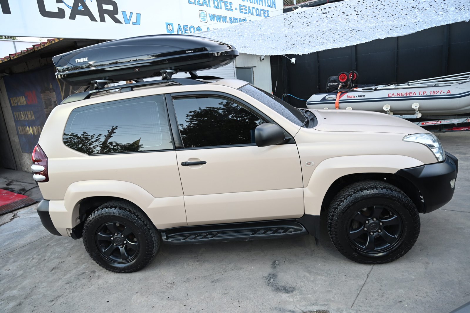 Toyota Land Cruiser 2004