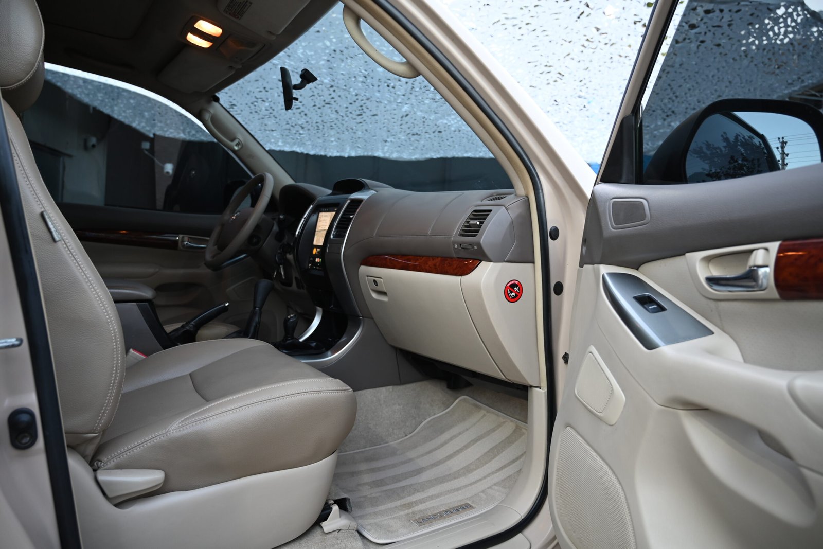 Toyota Land Cruiser 2004