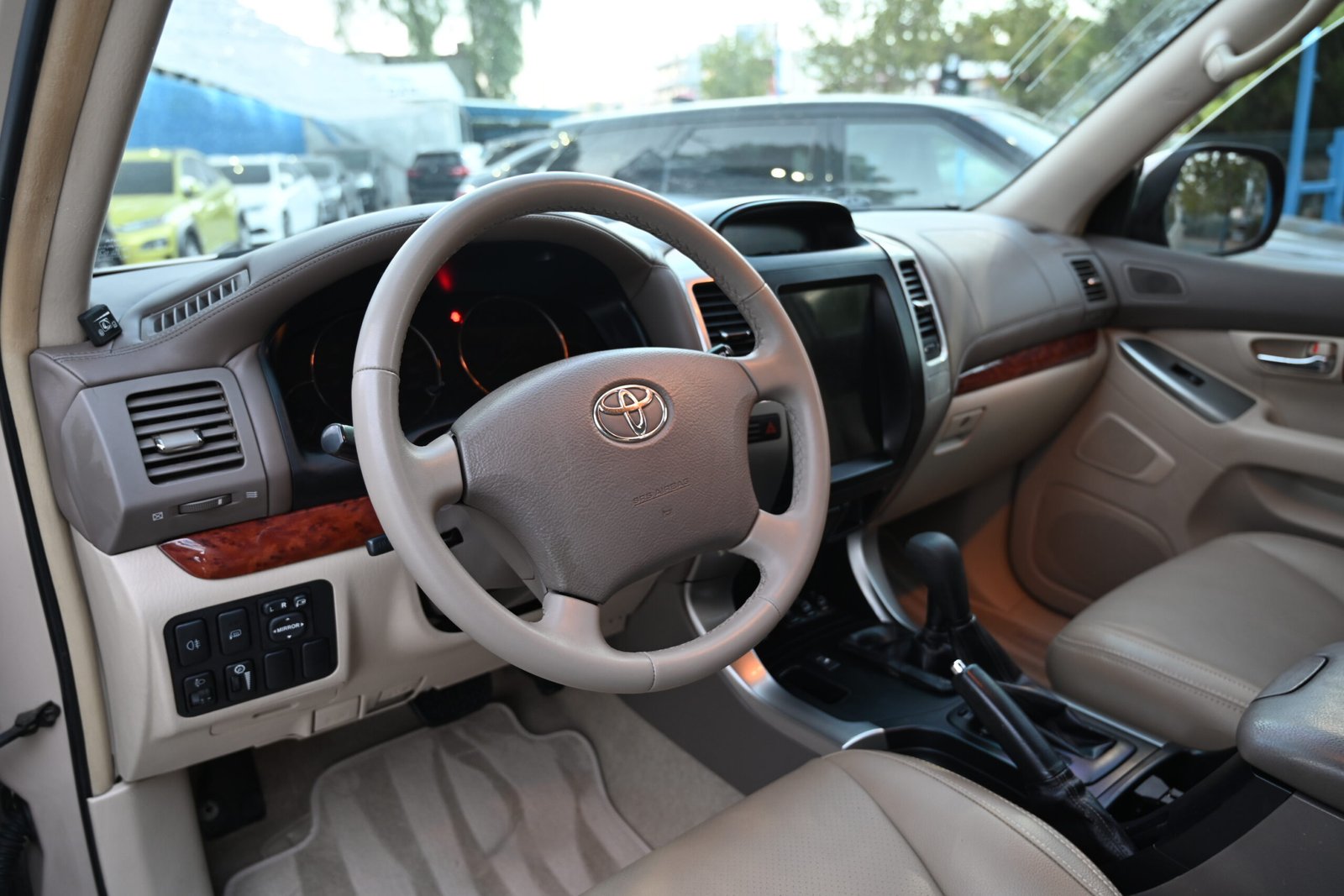 Toyota Land Cruiser 2004
