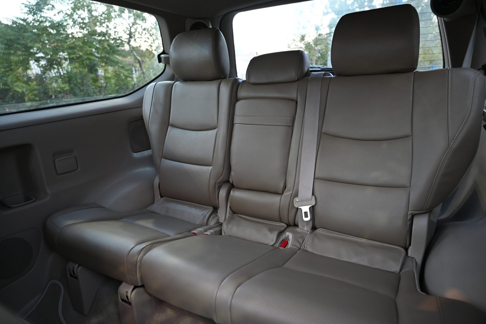 Toyota Land Cruiser 2004