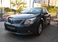 Toyota Avensis 2012