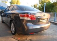 Toyota Avensis 2012