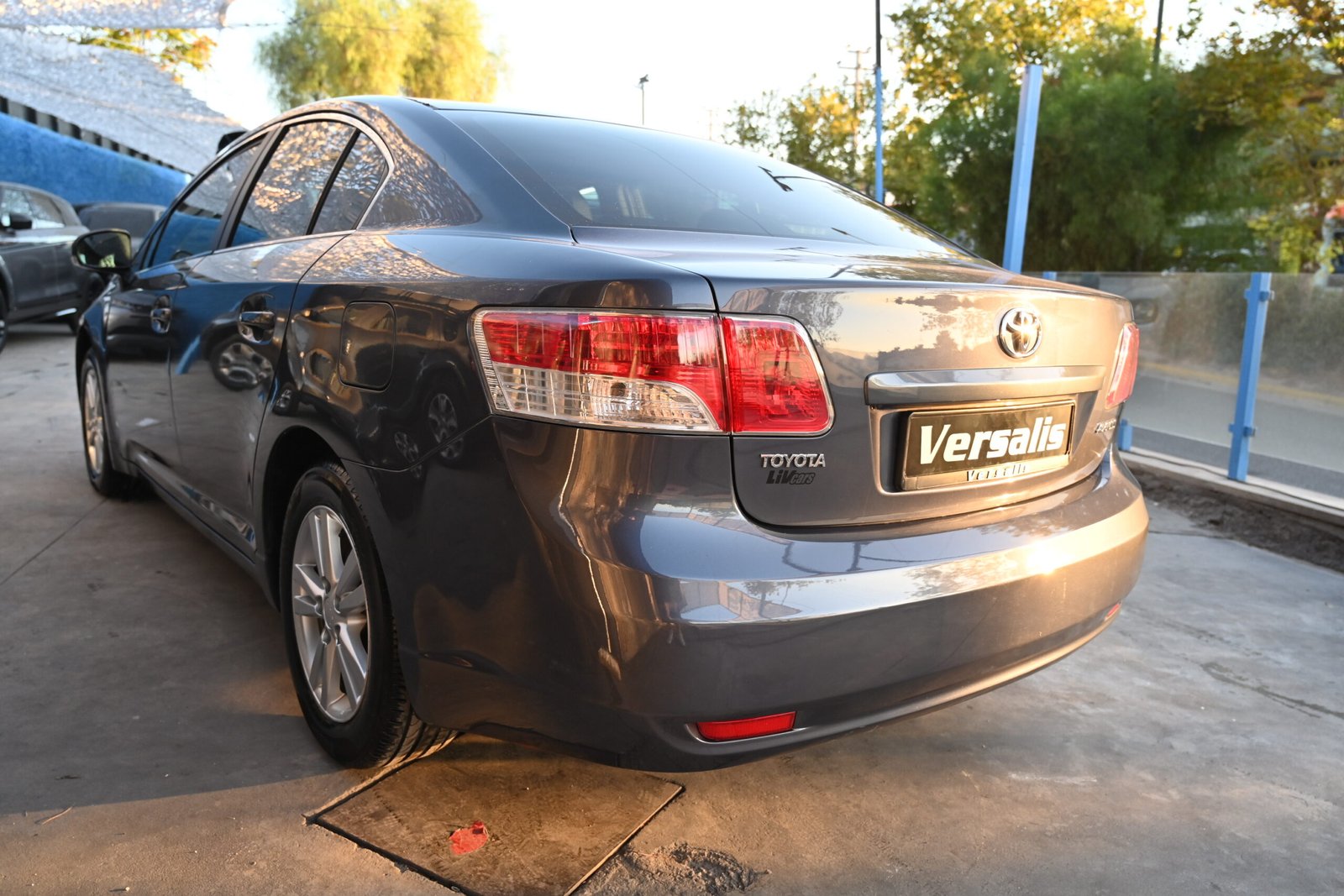 Toyota Avensis 2012