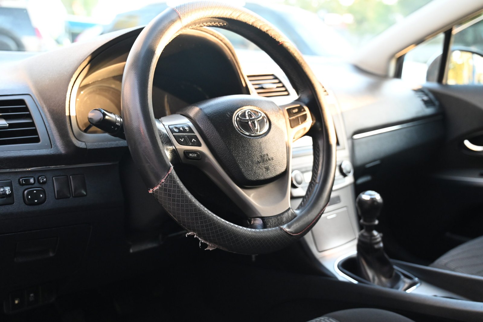 Toyota Avensis 2012
