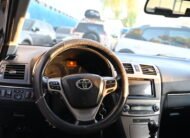 Toyota Avensis 2012