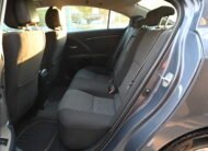 Toyota Avensis 2012