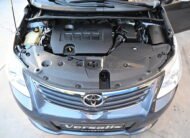 Toyota Avensis 2012