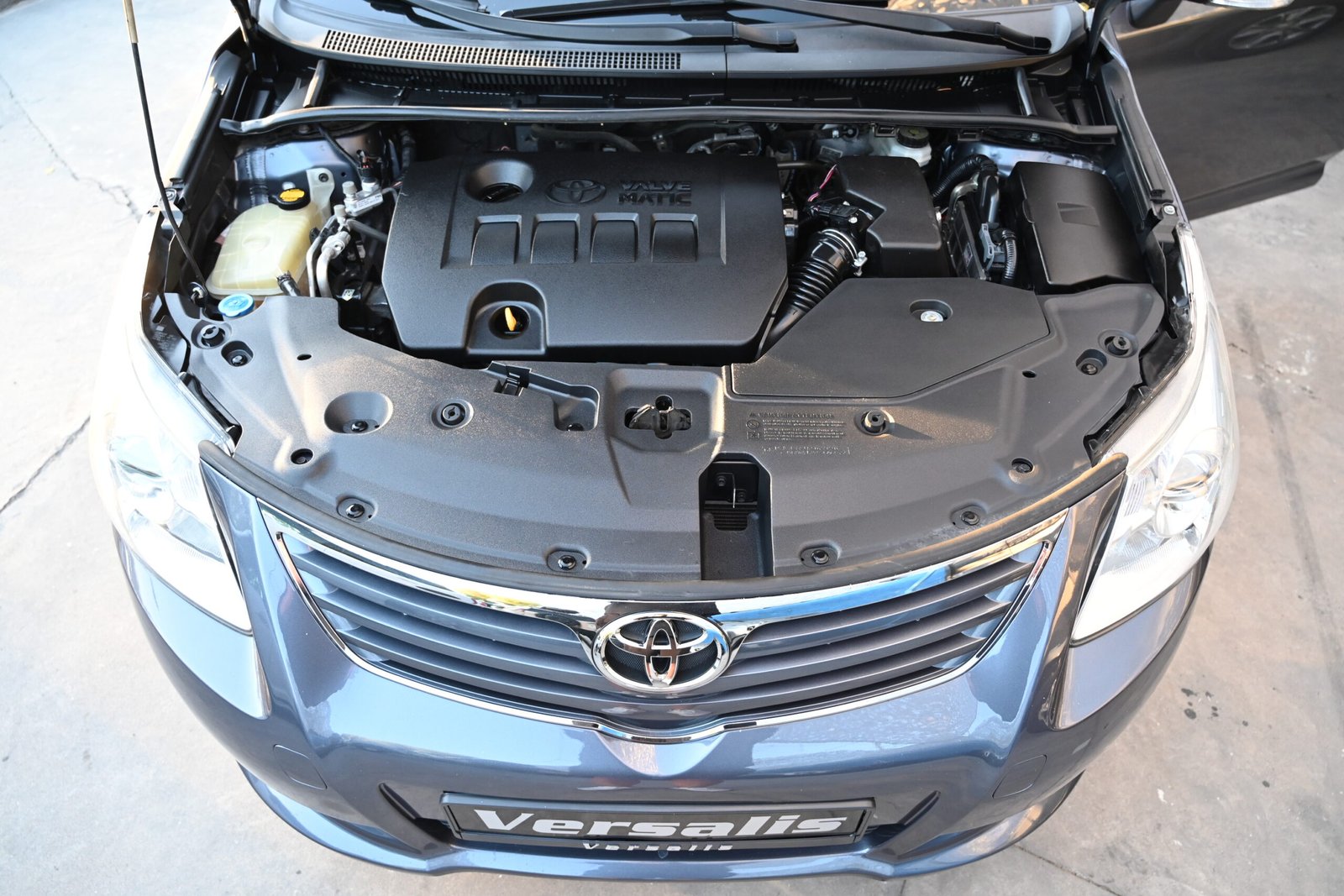 Toyota Avensis 2012
