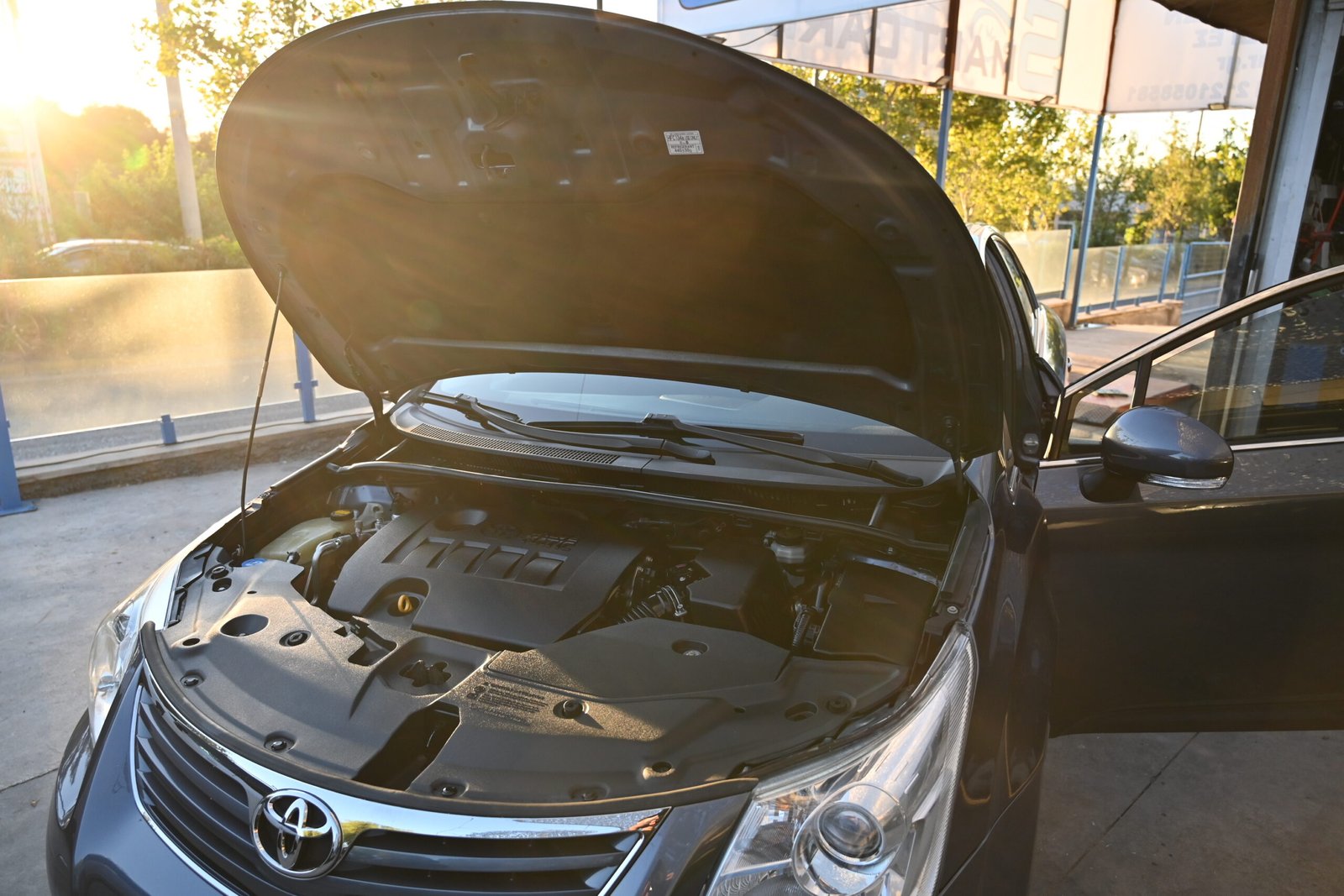 Toyota Avensis 2012