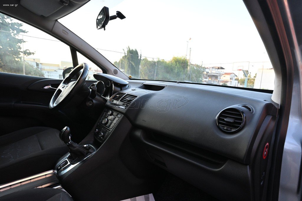 Opel Meriva 2010