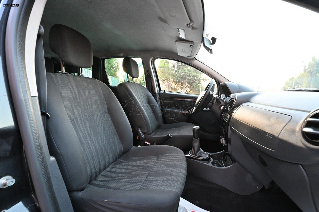 Dacia Duster 2011