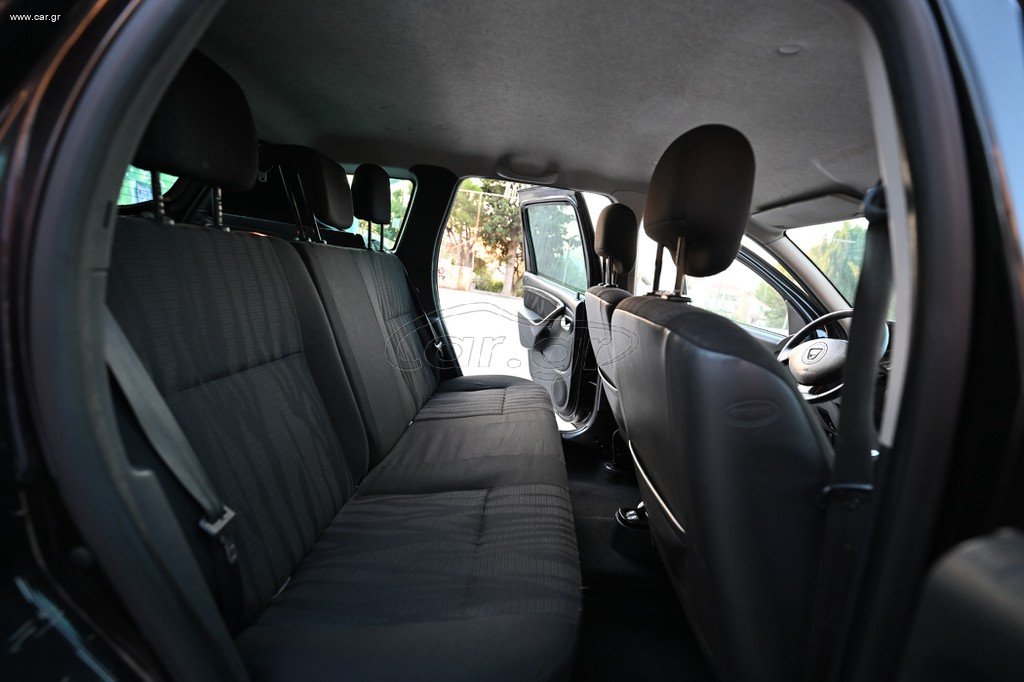 Dacia Duster 2011