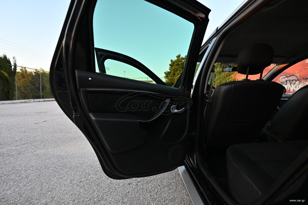 Dacia Duster 2011