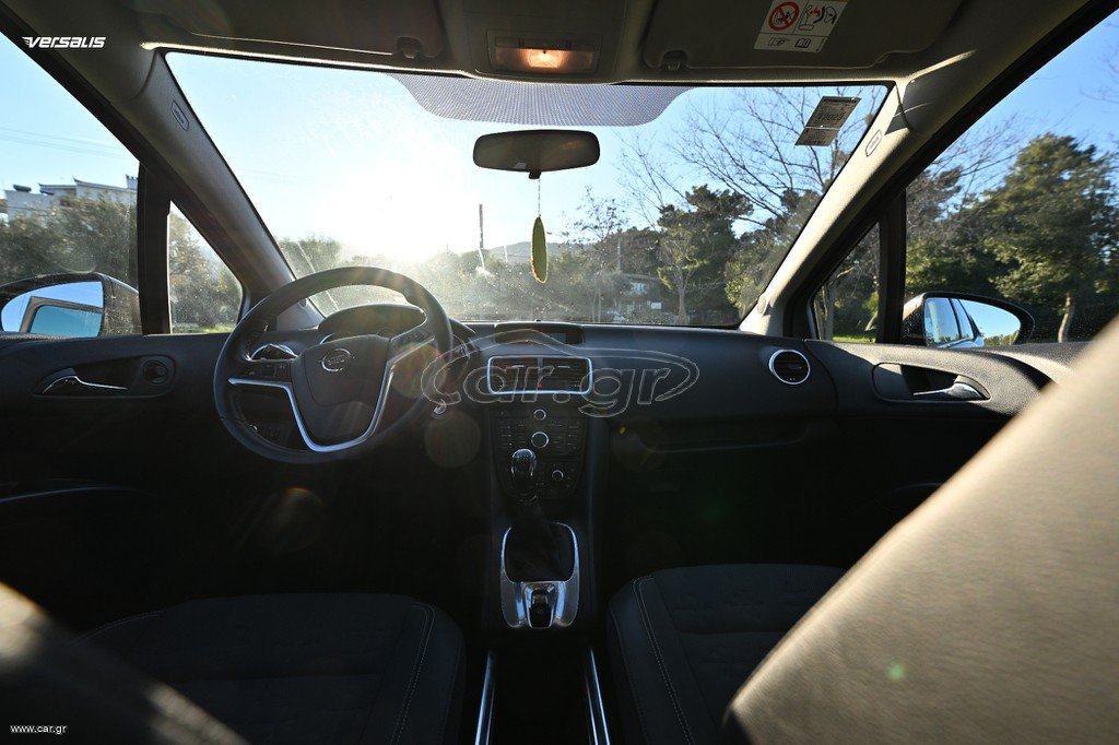 Opel Meriva 2015